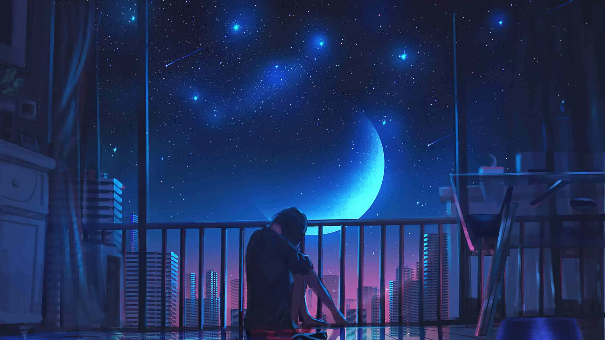 Hình nền chill anime với người ngồi trên ban công ngắm mặt trăng, bầu trời sao và thành phố về đêm