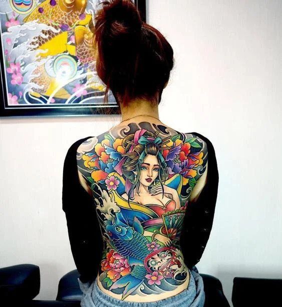 Những mẫu hình xăm full lưng dành cho nữ đẹp nhất, tôn lên vẻ quyến rũ và cá tính riêng biệt.