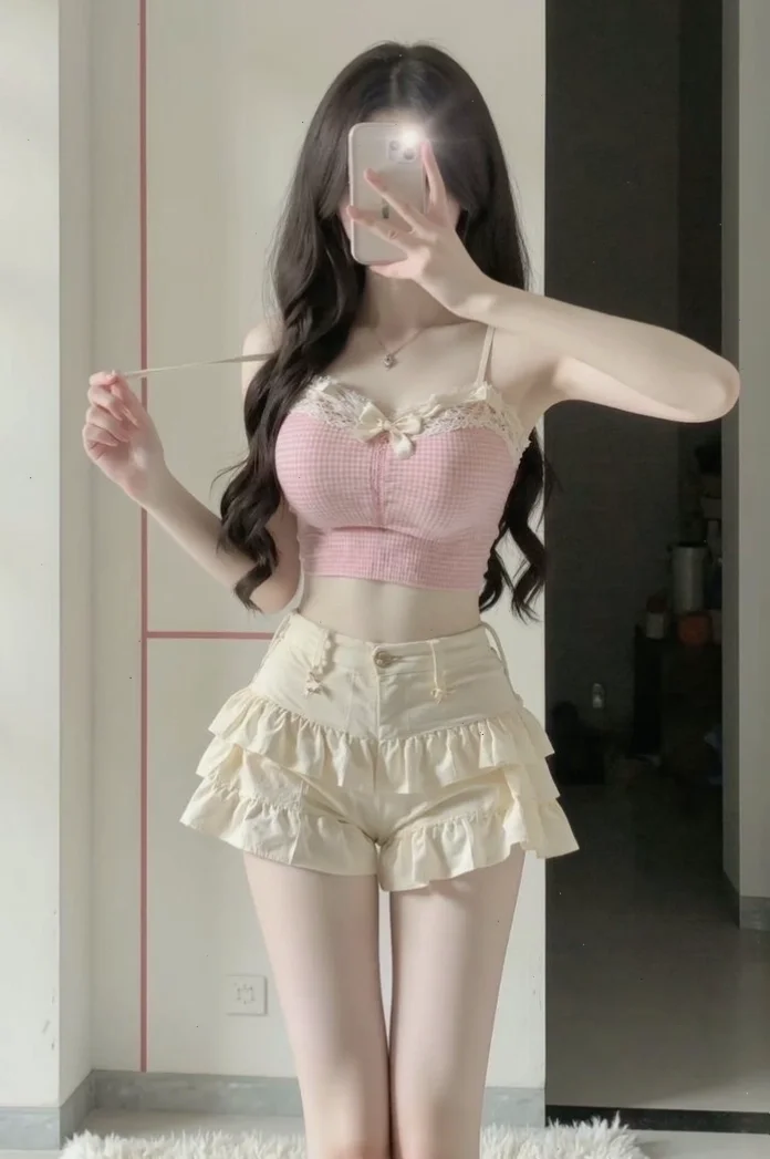 Tuyển Tập Ảnh Gái Xinh Mặc Đồ Pinky Ngọt Ngào và Cuốn Hút