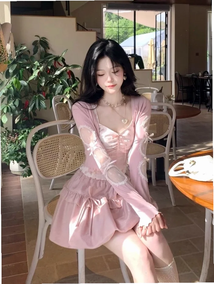 Tuyển Tập Ảnh Gái Xinh Mặc Đồ Pinky Ngọt Ngào và Cuốn Hút (2)