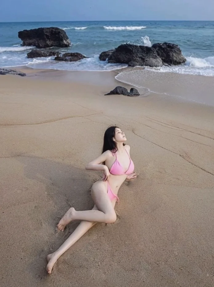 Tuyển Tập Ảnh Gái Xinh Mặc Đồ Pinky Ngọt Ngào và Cuốn Hút (5)