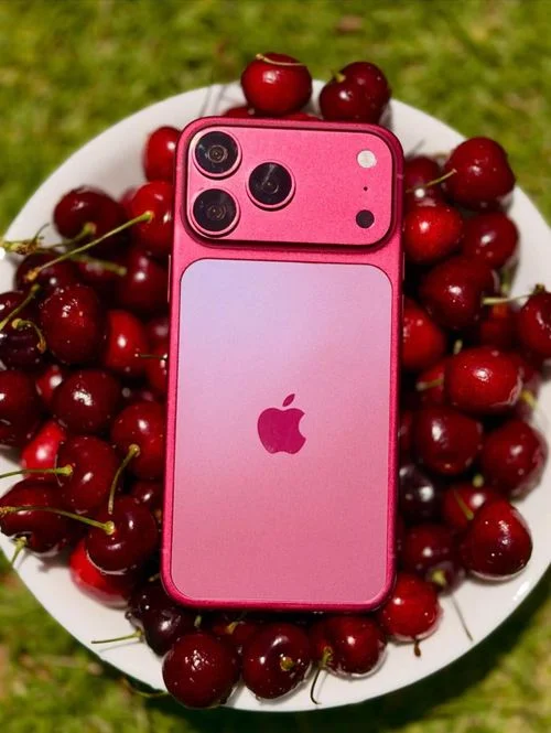 iPhone 18 Pro lộ diện phiên bản màu Dark Cherry, Apple sắp có 'bom tấn' mới? - Chuyên trang Hoa Học Trò - Báo Tiền Phong